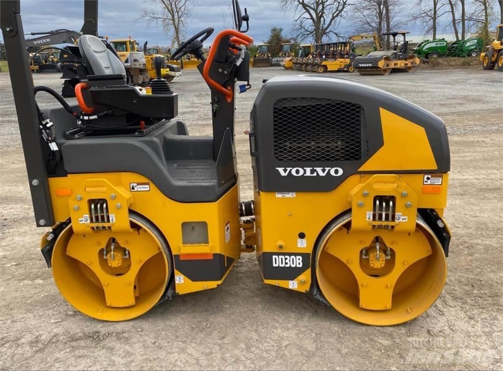 Volvo DD30B Οδοστρωτήρες διπλού κυλίνδρου
