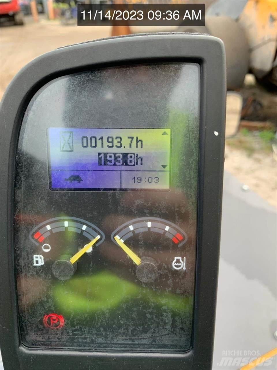 Volvo PT125C Κύλινδροι με επίσωτρα με αέρα
