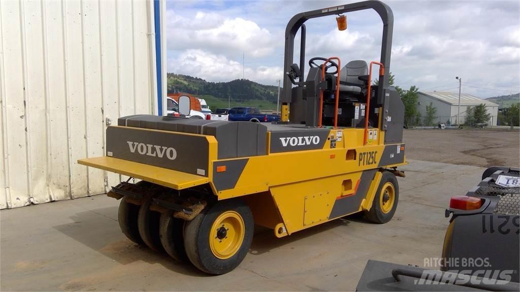 Volvo PT125C Κύλινδροι με επίσωτρα με αέρα