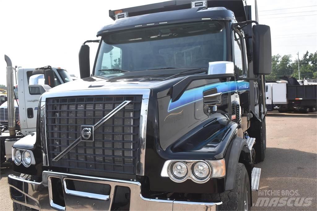 Volvo VHD104F300 Φορτηγά Ανατροπή
