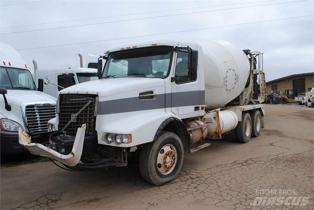 Volvo VHD64B200 Φορτηγά-Μπετονιέρες