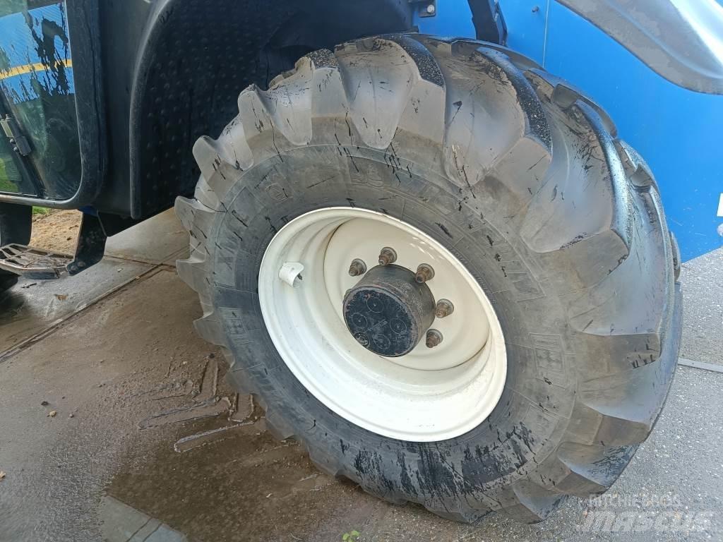 New Holland LM7.35 Συστήματα τηλεχειρισμού για τη γεωργία