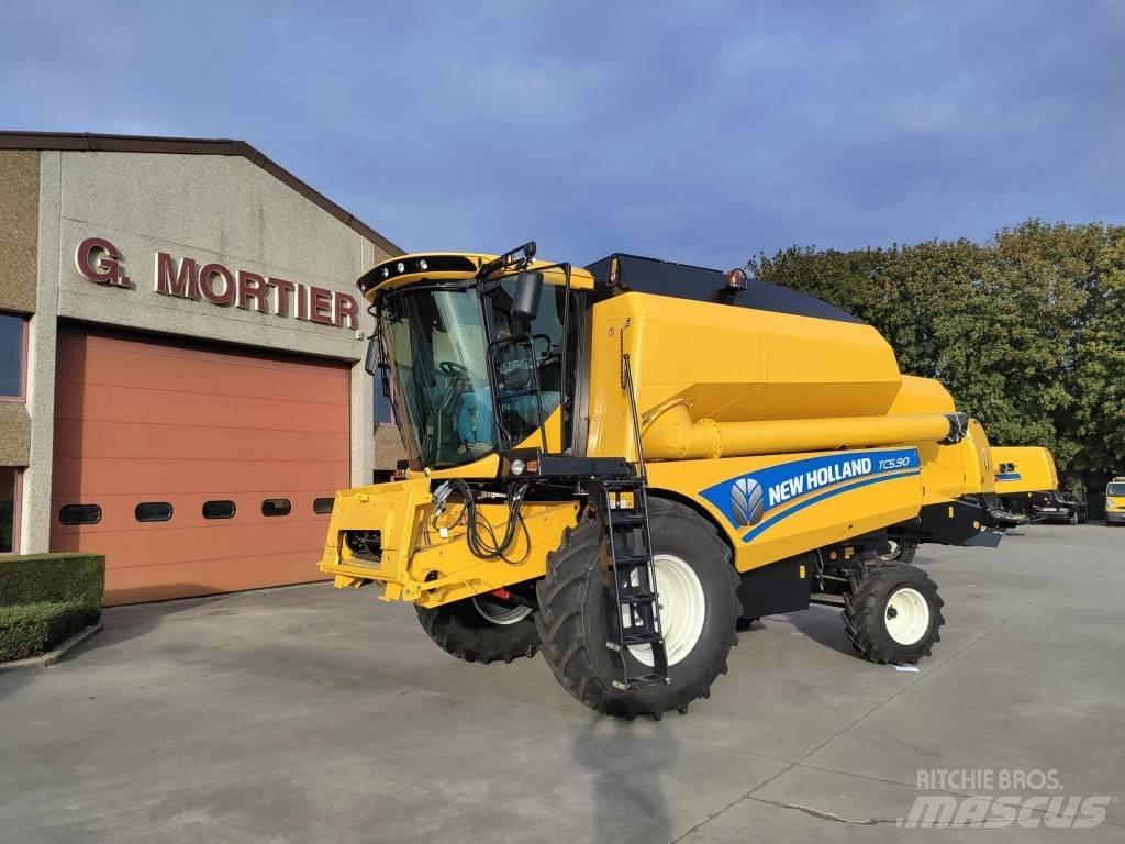 New Holland TC 5.90 Θεριζοαλωνιστικές μηχανές