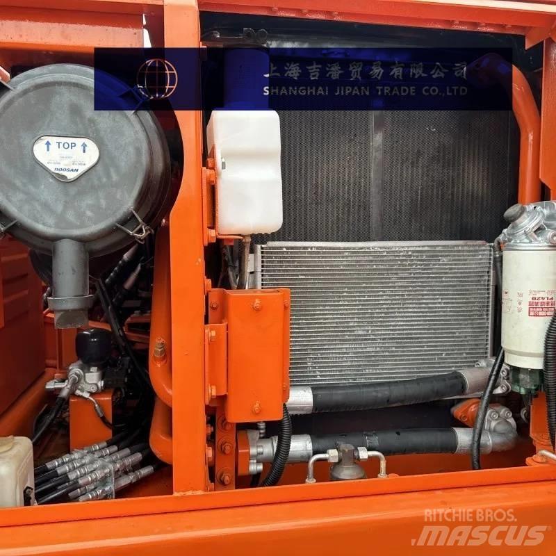 Doosan DX 150 Εκσκαφείς με ερπύστριες