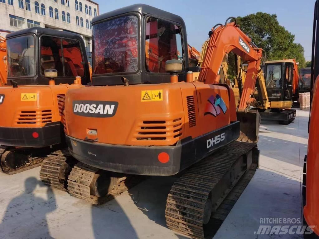 Doosan DH55 Εκσκαφείς με ερπύστριες