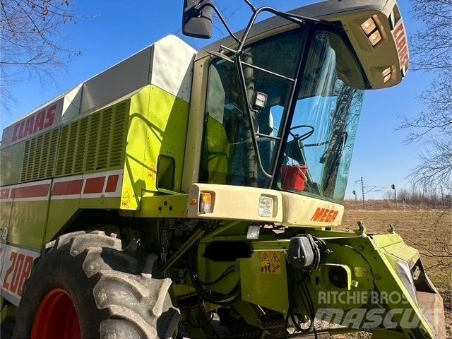 CLAAS Mega 208 Θεριζοαλωνιστικές μηχανές