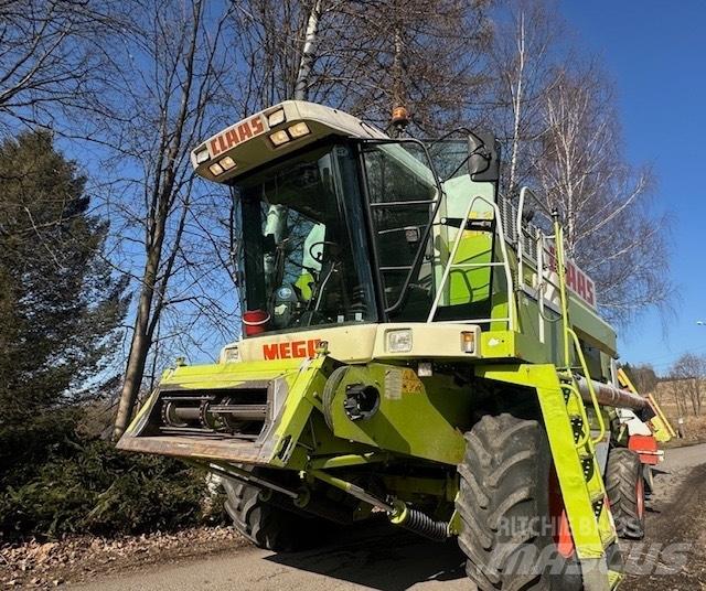 CLAAS Mega 208 Θεριζοαλωνιστικές μηχανές
