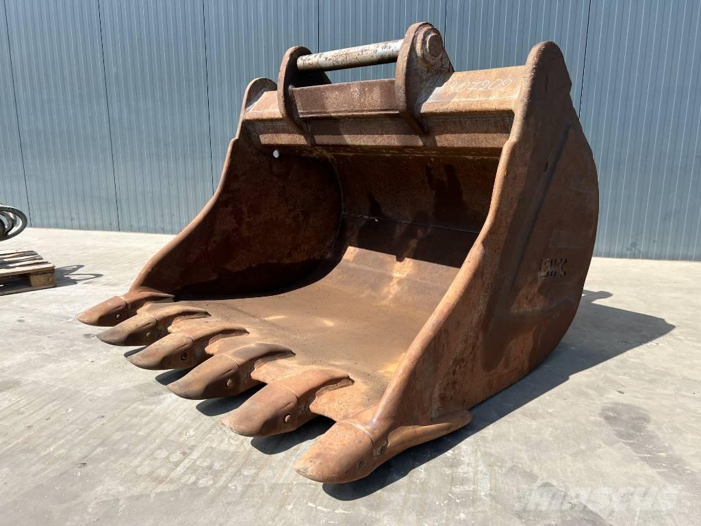 OilQuick OQ90 Κουβάδες