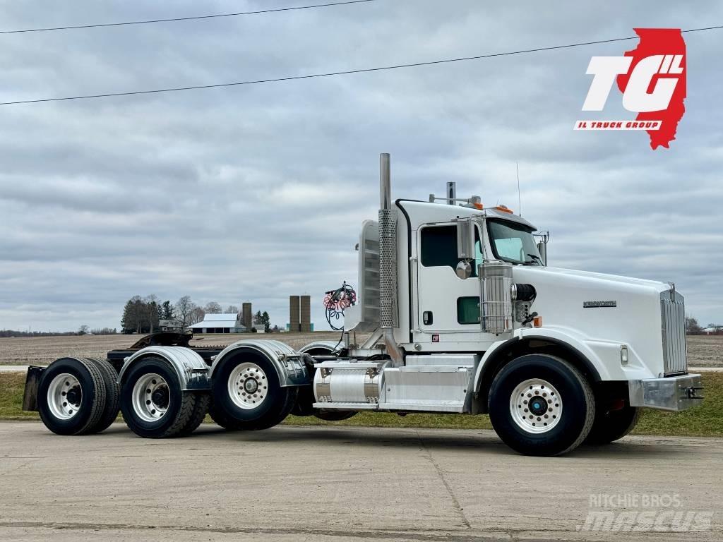 Kenworth T800 Τράκτορες