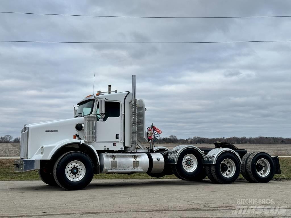 Kenworth T800 Τράκτορες