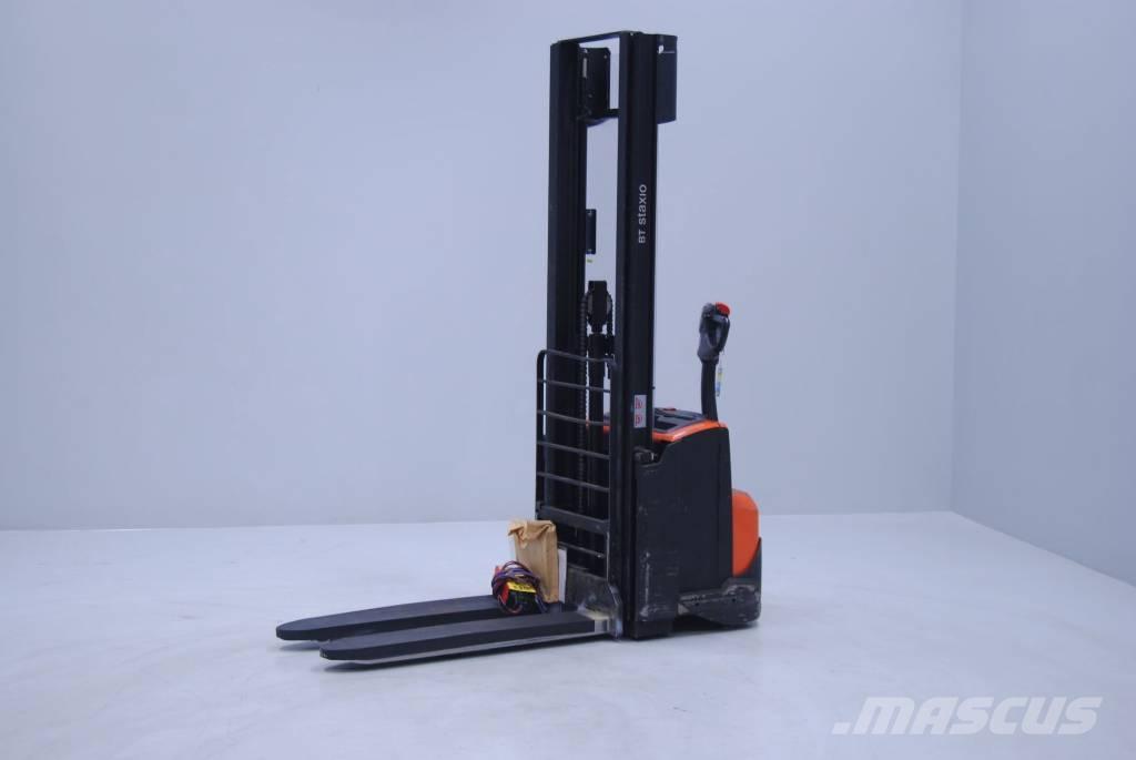 Toyota SWE120 Παλετοφόρα πεζού χειριστή με ιστό