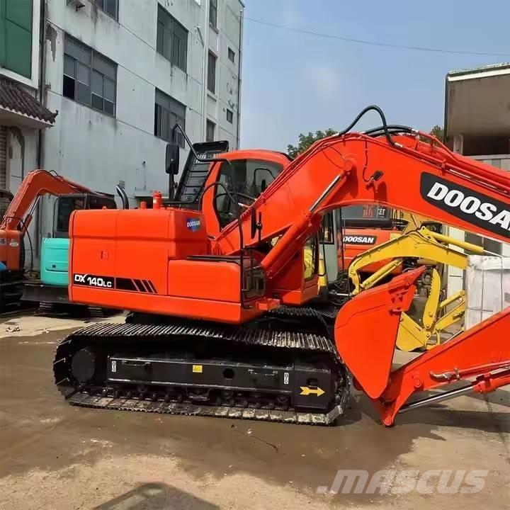Doosan DX150 Εκσκαφείς με ερπύστριες