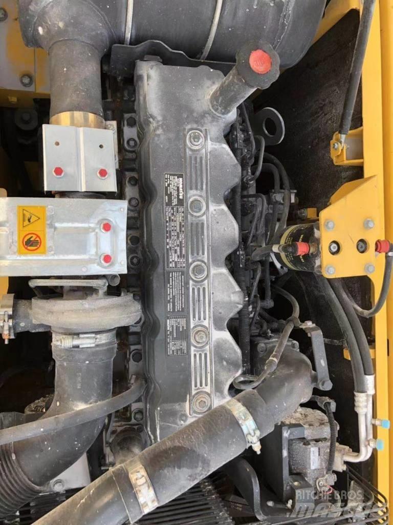 Komatsu 200-8 Εκσκαφείς με ερπύστριες