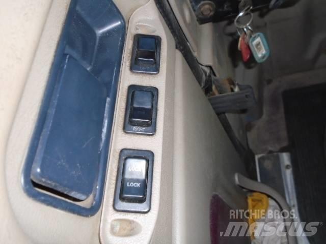 International 9200 i Φορτηγά Ανατροπή