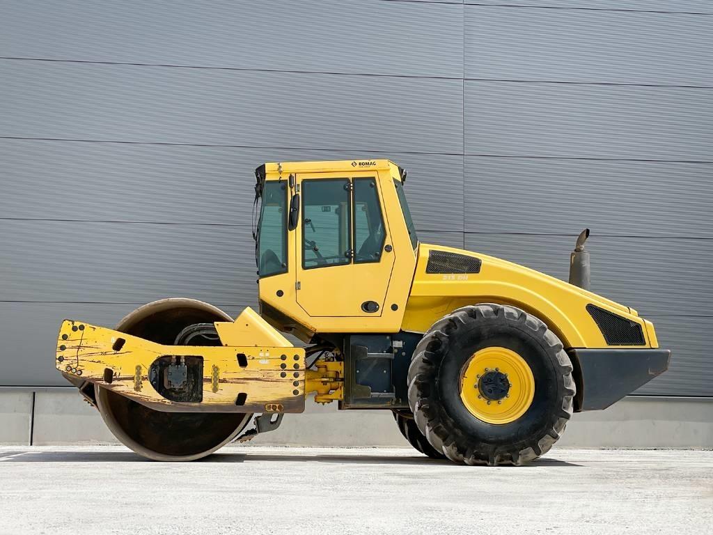 Bomag BW 213 DH-4 Οδοστρωτήρες μονού κυλίνδρου