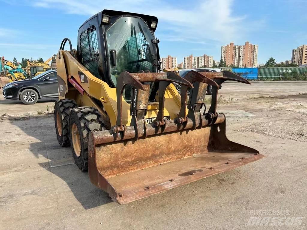 CAT 246 C Φορτωτάκια