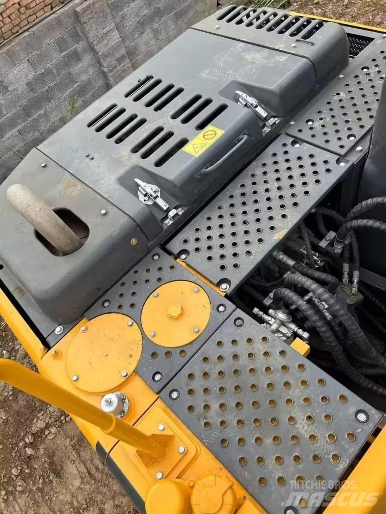 Volvo EC140 Εκσκαφείς με ερπύστριες