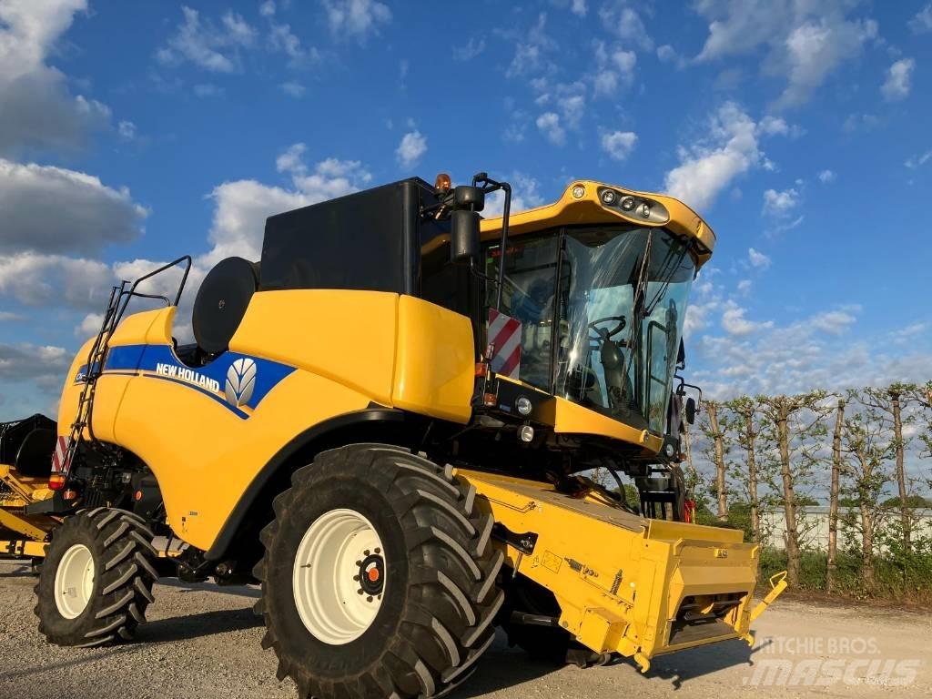 New Holland CX 6090 Θεριζοαλωνιστικές μηχανές
