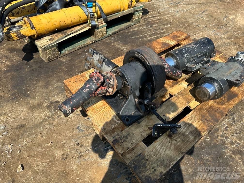 CAT 214 B FT gearbox Εκσκαφείς με τροχούς - λάστιχα