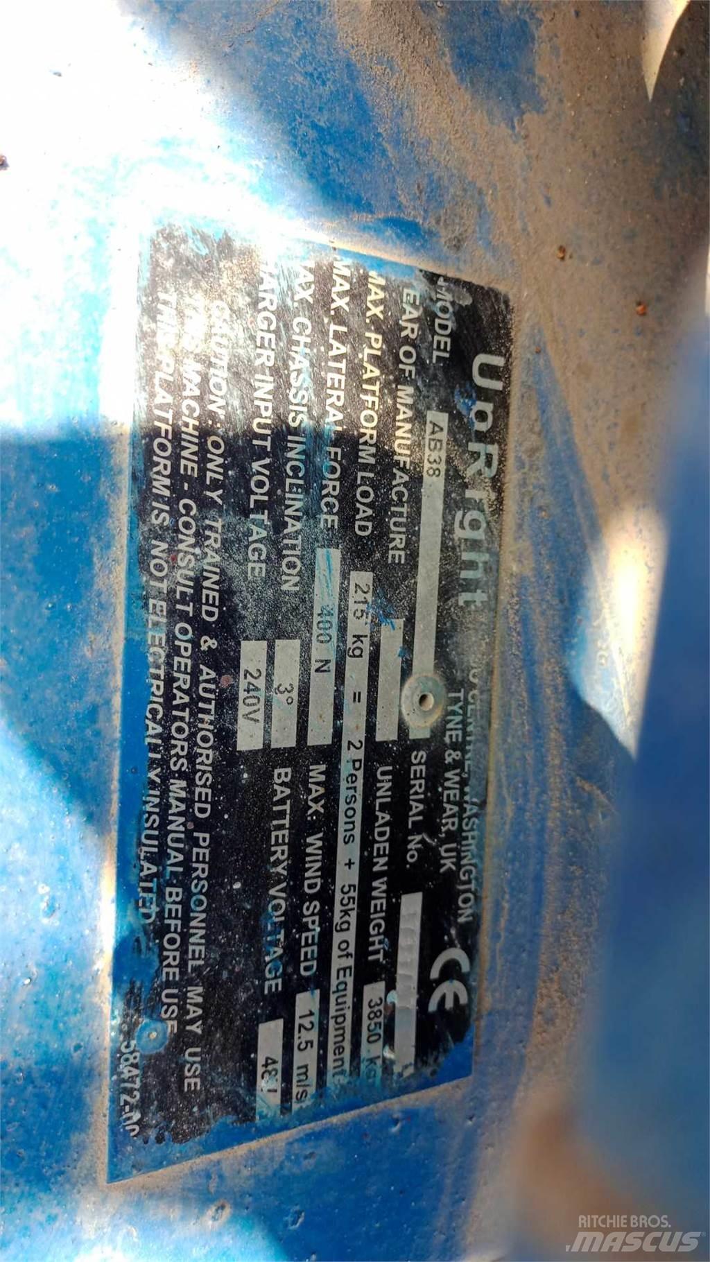 UpRight AB38 Ανυψωτήρες με αρθρωτό βραχίονα