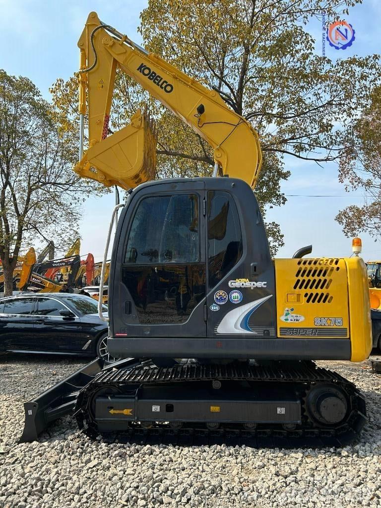Kobelco SK 75 Εκσκαφείς με ερπύστριες