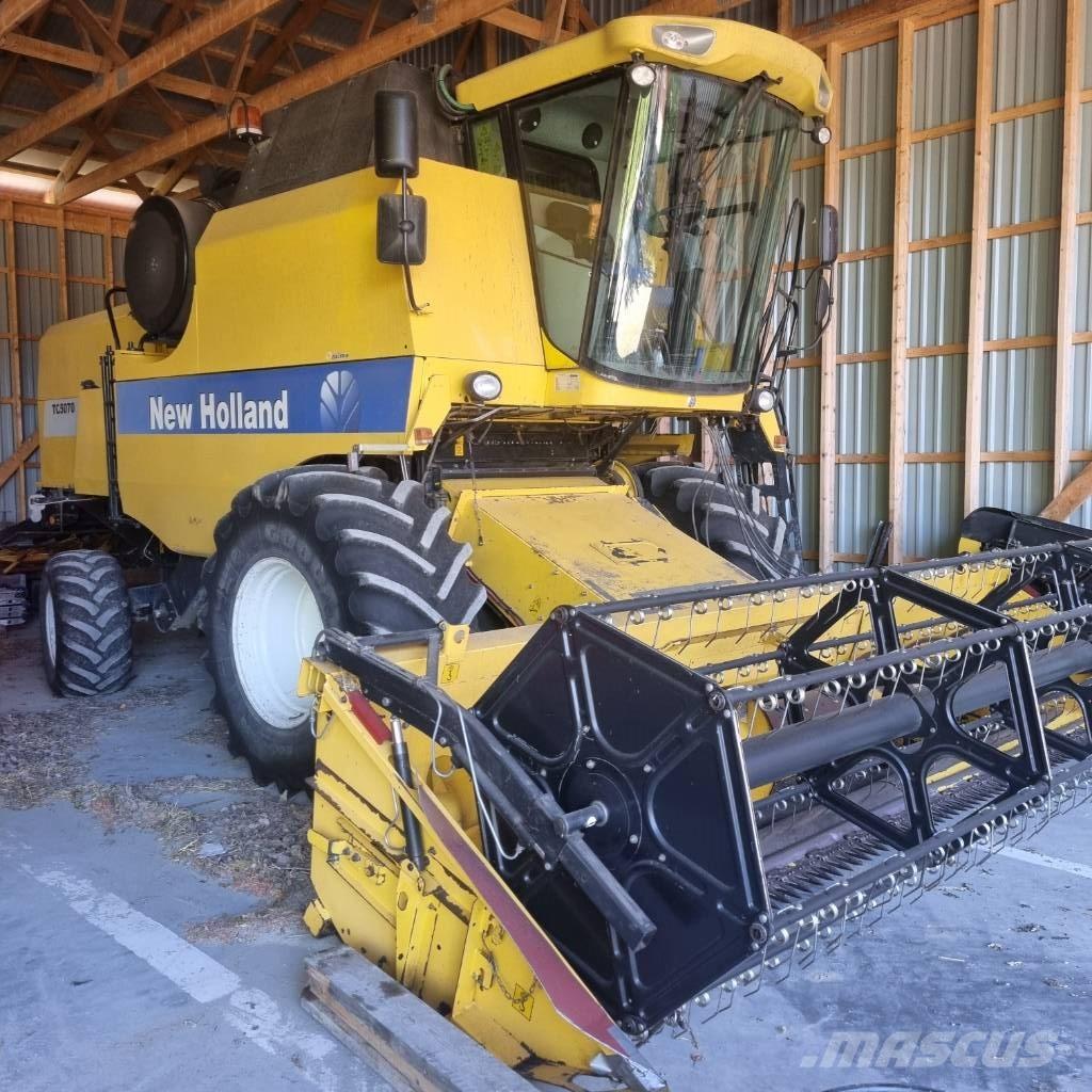 New Holland TC 5070 Θεριζοαλωνιστικές μηχανές