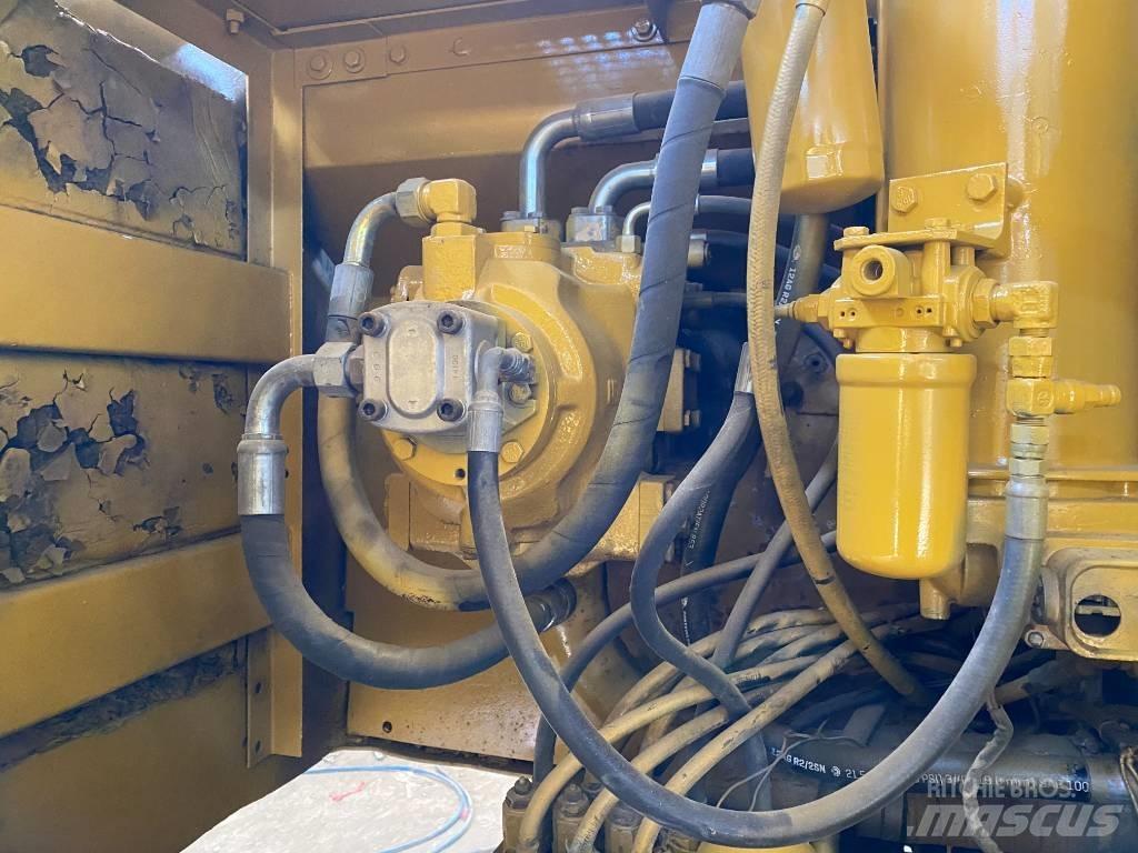 CAT 320 B Εκσκαφείς με ερπύστριες