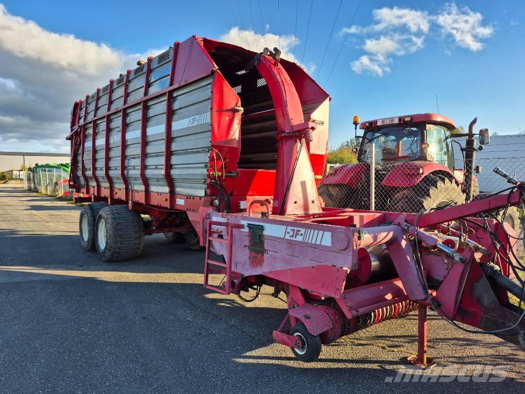 JF ES 3600 Ρυμούλκα με διάταξη αυτοφόρτωσης