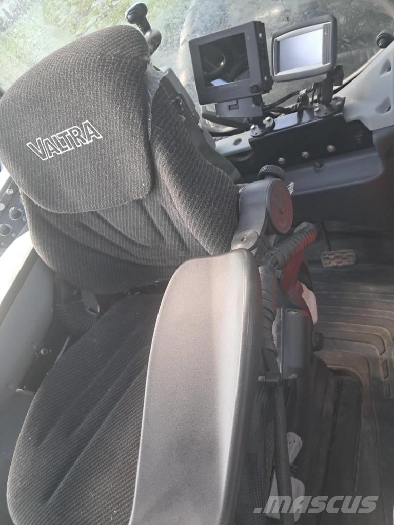 Valtra T 174 Τρακτέρ δασοπονίας