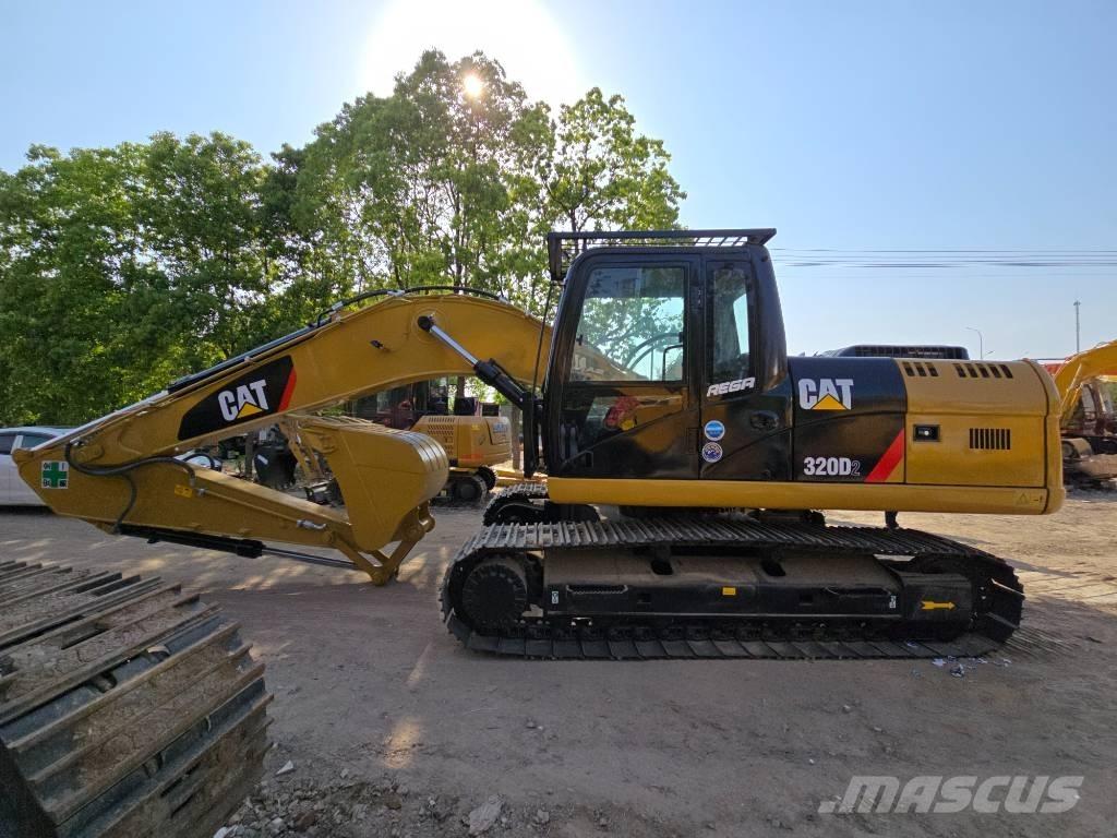 CAT 320D2 Εκσκαφείς με ερπύστριες