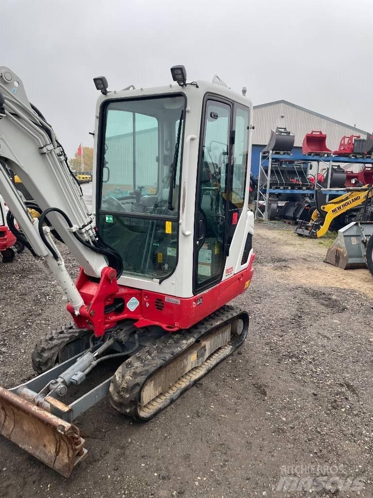 Takeuchi TB 225 Εκσκαφάκι (διαβολάκι) < 7t
