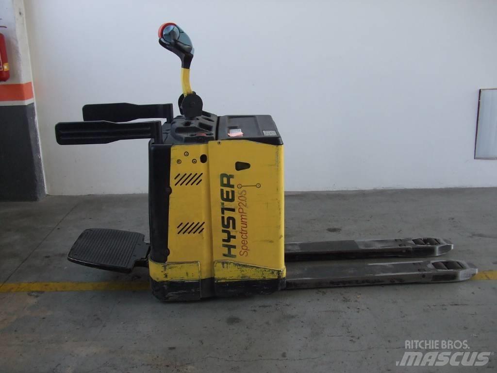 Hyster P2.0S Χειροκίνητο περονοφόρο ανυψωτικό με πλατφόρμα