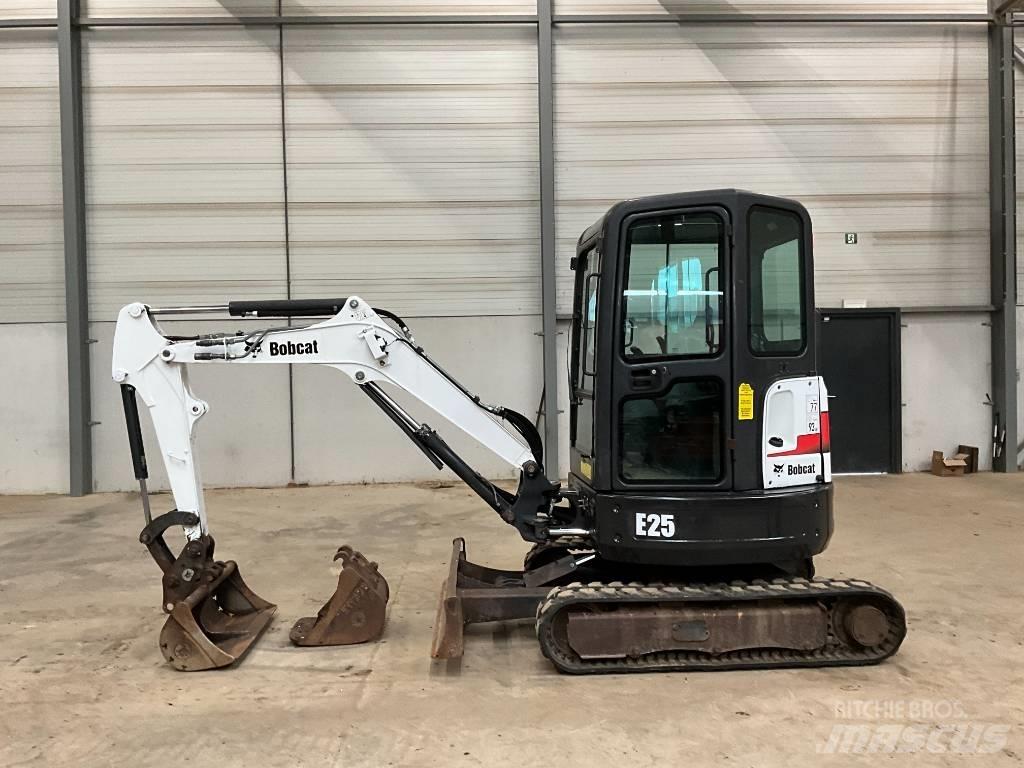Bobcat E 25 Εκσκαφάκι (διαβολάκι) < 7t