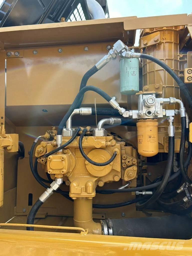 CAT 320 D Εκσκαφείς με ερπύστριες