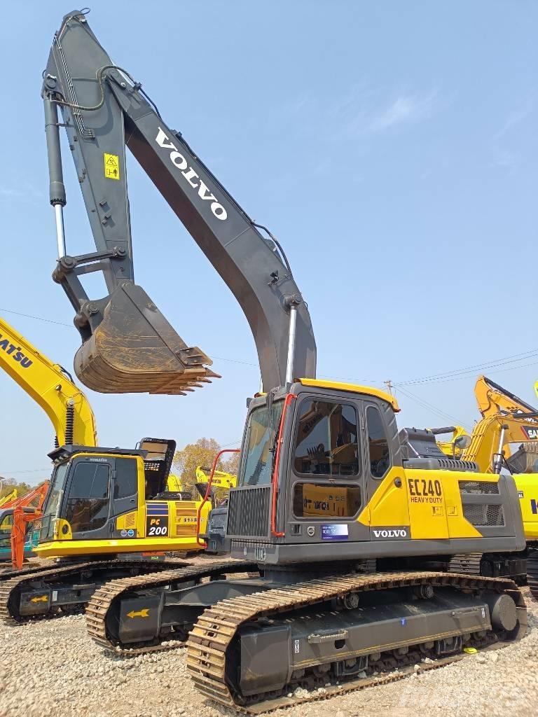 Volvo EC 240 Εκσκαφείς με ερπύστριες