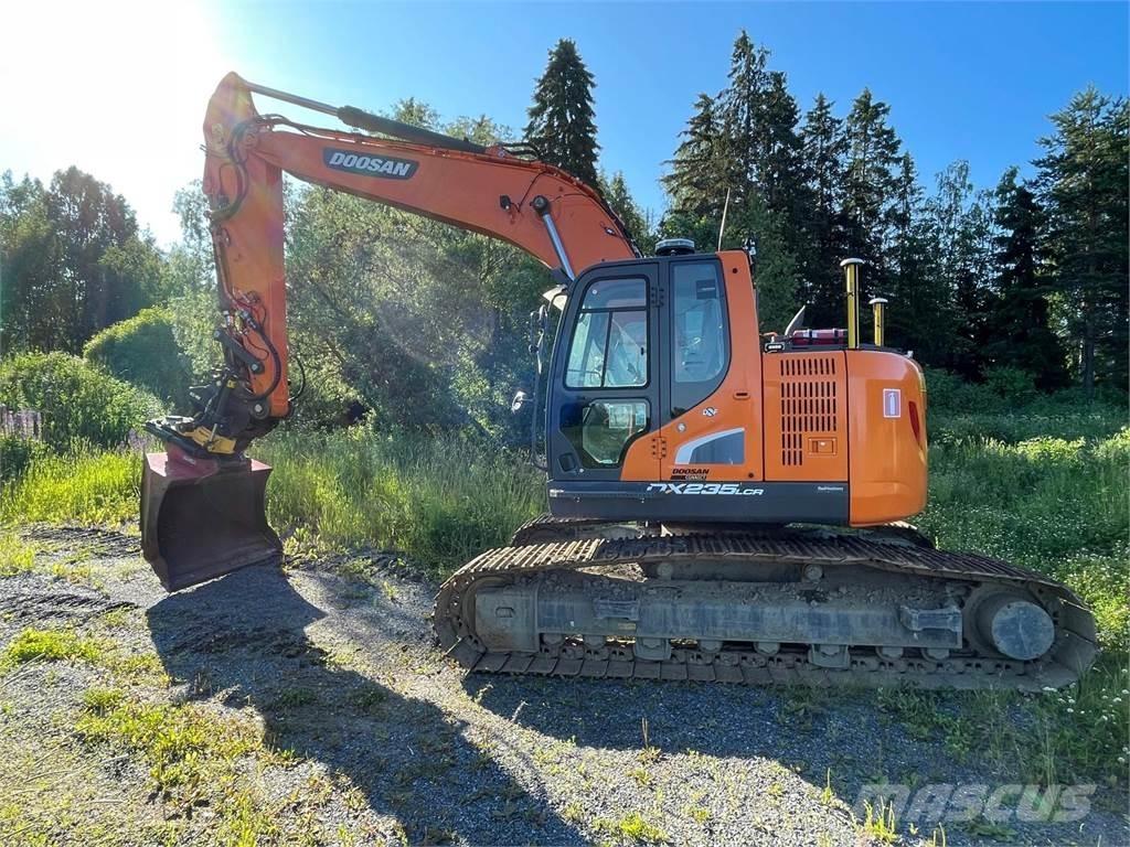 Doosan DX235 LRC Εκσκαφείς με ερπύστριες