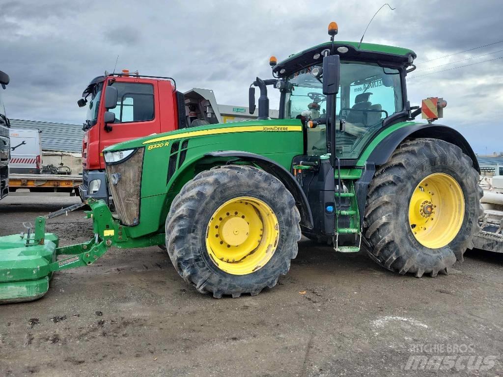 John Deere 8320 R Τρακτέρ