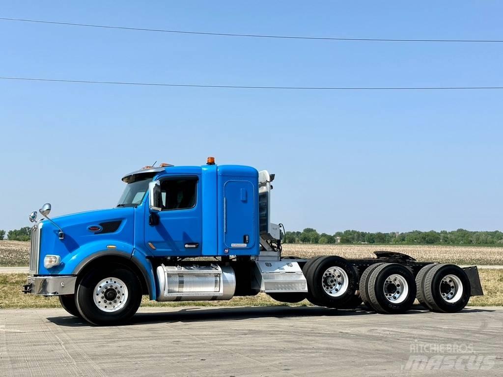 Peterbilt 567 Τράκτορες