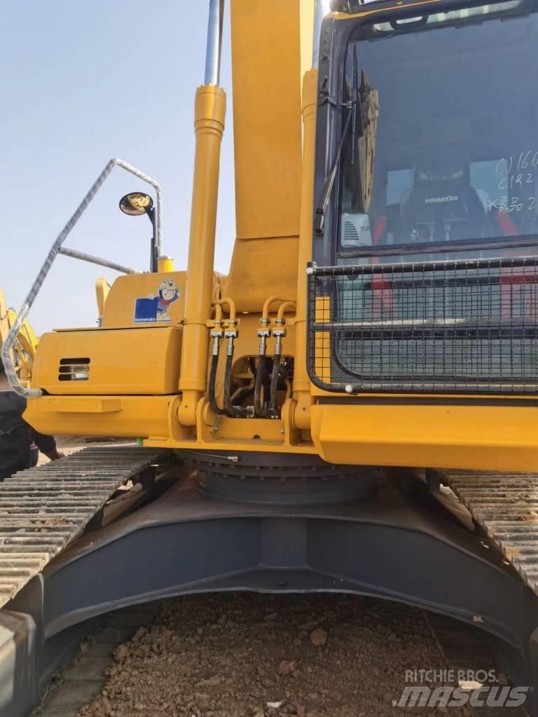 Komatsu PC 200 Εκσκαφείς με ερπύστριες