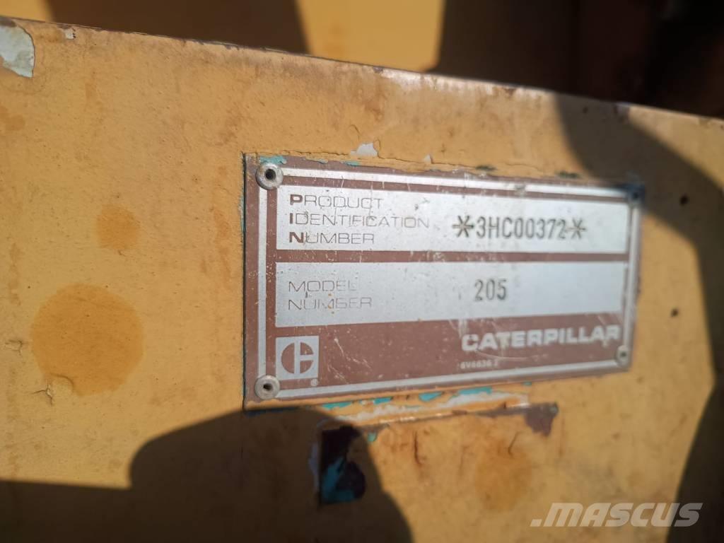 CAT 205LC Εκσκαφείς με ερπύστριες