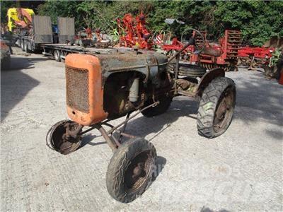 Allis-Chalmers B Τρακτέρ