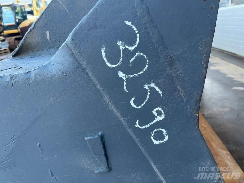 CAT Bucket 950 Κουβάδες