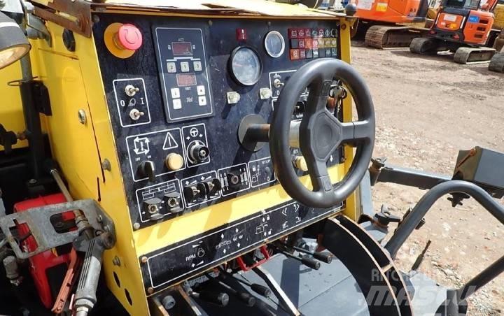 Bomag BF 223 C Επίστρωση ασφάλτου