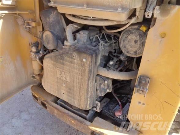 CAT 252B3 Φορτωτάκια