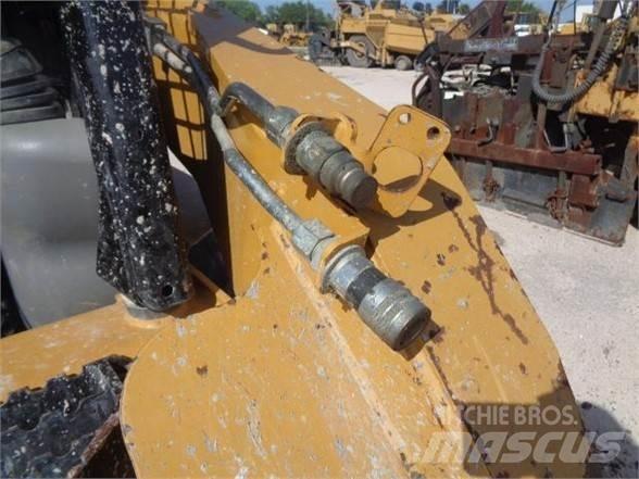 CAT 252B3 Φορτωτάκια