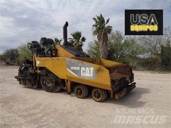 CAT AP-600D Επίστρωση ασφάλτου