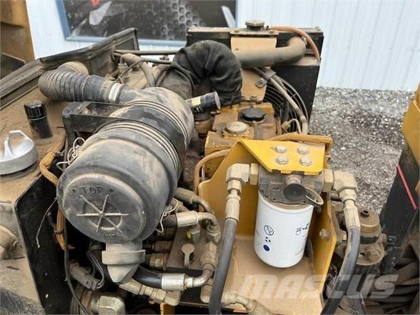 CAT CB-224E Οδοστρωτήρες μονού κυλίνδρου