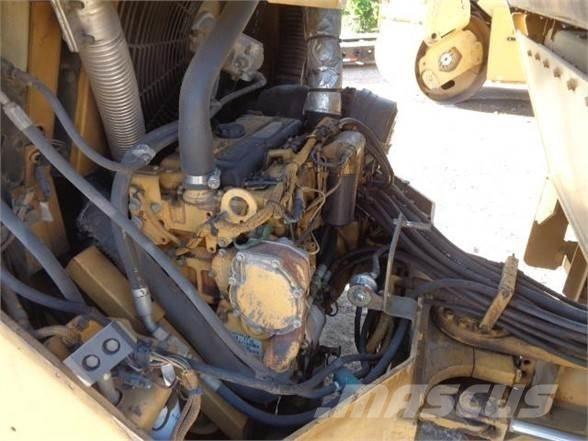 CAT CB-534D Οδοστρωτήρες μονού κυλίνδρου