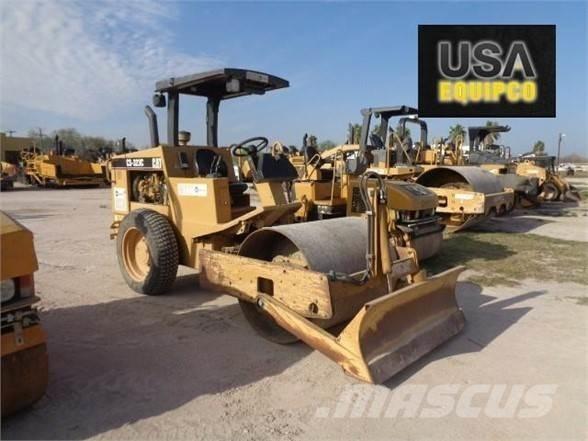CAT CS-323C Οδοστρωτήρες μονού κυλίνδρου