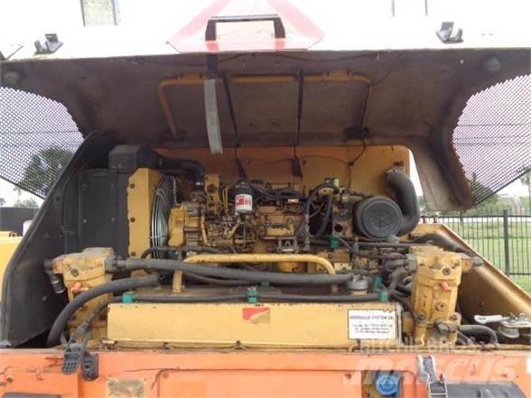 CAT PS-360B Κύλινδροι με επίσωτρα με αέρα